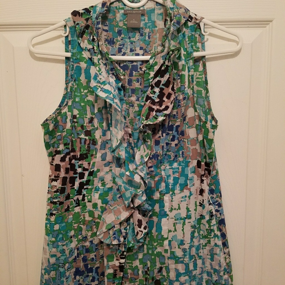 Sleeveless Ann taylor top